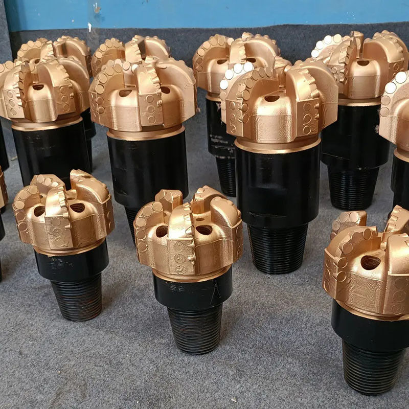 9 1/2 (241,3 mm) Hard Formation PDC Drill Bits Steel Box Packing voor energie-mijnbouw