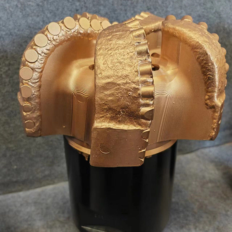 3 1/2 (88,9 mm) Carbide Steel Fixed Cutter Bit waterput PDC Boren Bit ISO9001