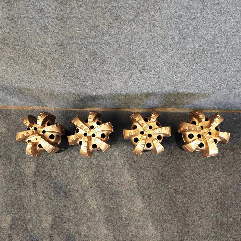 15 1/2 (393.7mm) Custom Showroom Locatie olieveld Waterput PDC Bits Duurzaam