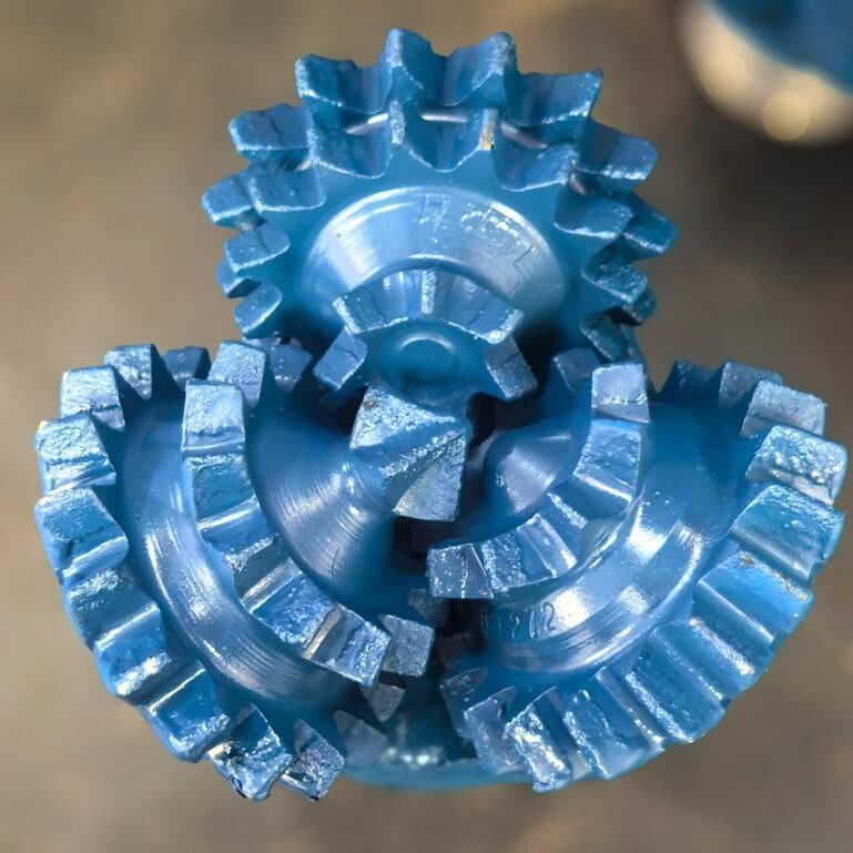 Rubber verzegelde gefreesde tand Rock Roller Bit Steel Tricone Tand Drill Bit Voor goed boren