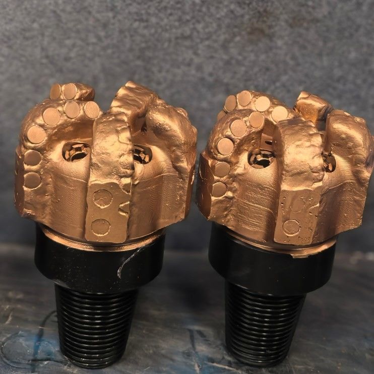 98 mm PDC Carbon Steel Rock Drill Bits Voor Steenkoolmijnbouw Ondergrondse mijnen En waterput boren