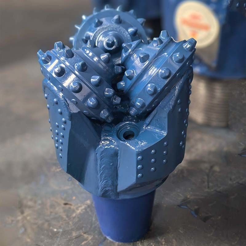 Geavanceerde carbide-technologie in rolgordels voor het boren in lucht- of watercirculatie